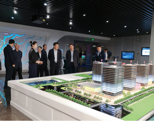 全國政協副主席盧展工、省委書記劉奇蒞臨“永不落幕”VR展館